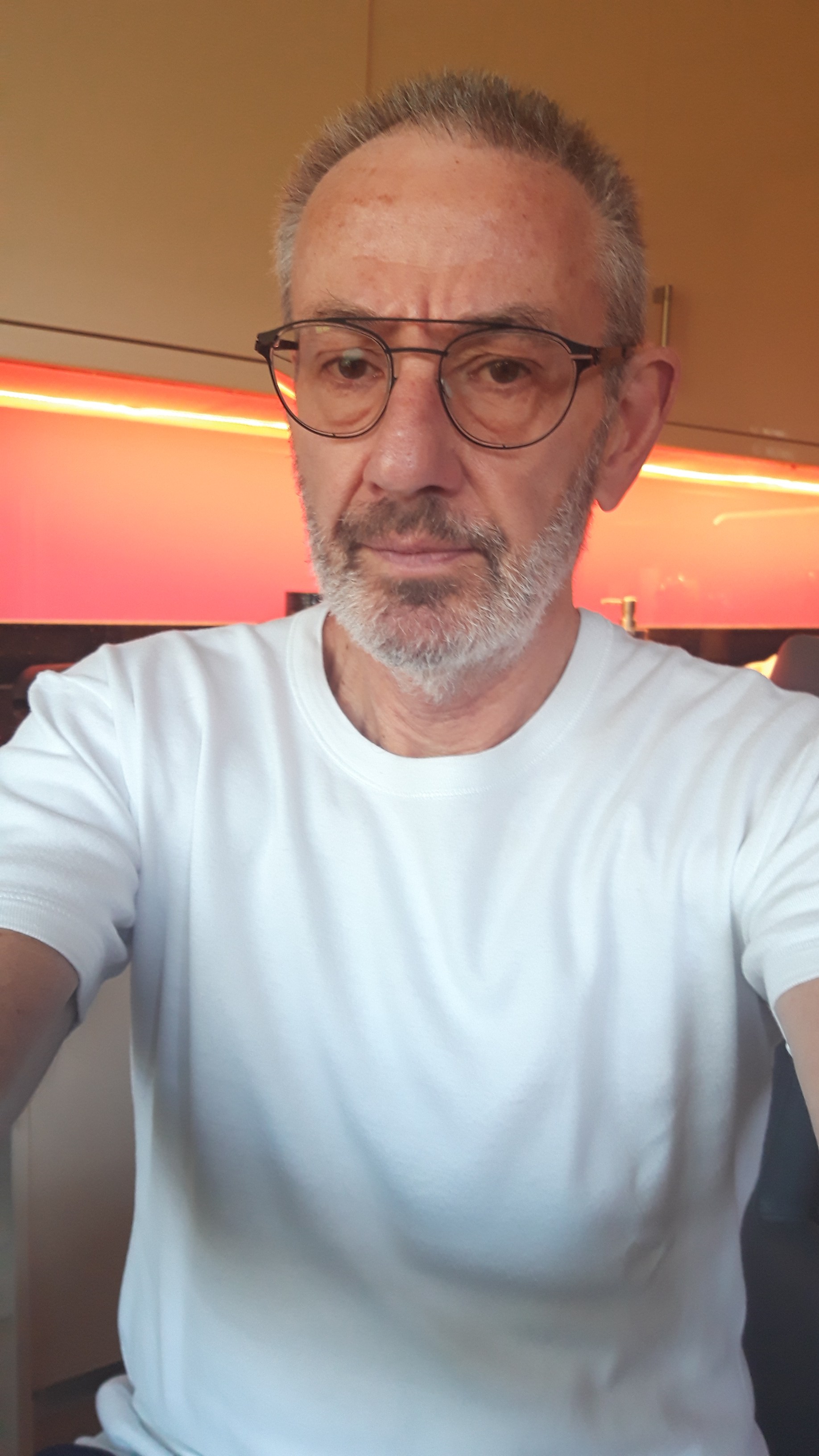 FFB953BE-CF3F-420E-BC6C-D932A399F010