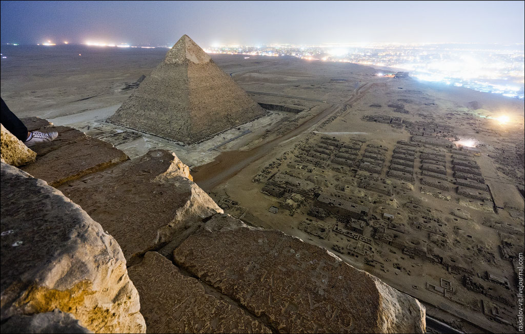 Photos from on top of the Great Pyramid Boing Boing
