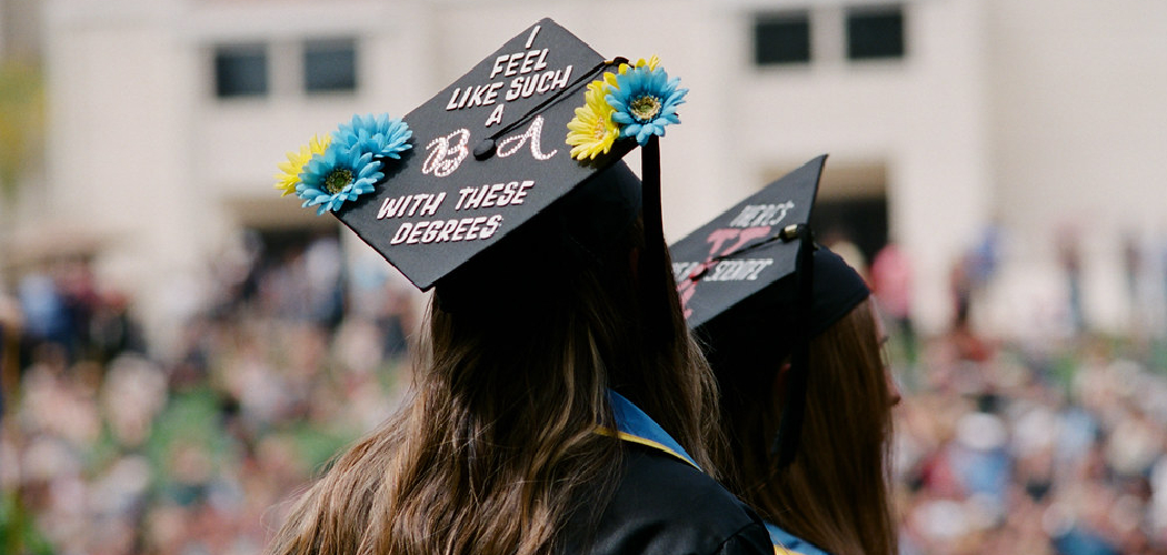 How to Decorate Graduation Cap Without Ruining It 16 Easy Ideas