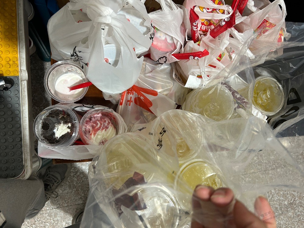 美团的1分预定单全拿到了 - 特价的