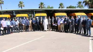 إقليم خنيفرة ... توزيع 25 سيارة للنقل المدرسي لفائدة الجماعات الترابية.