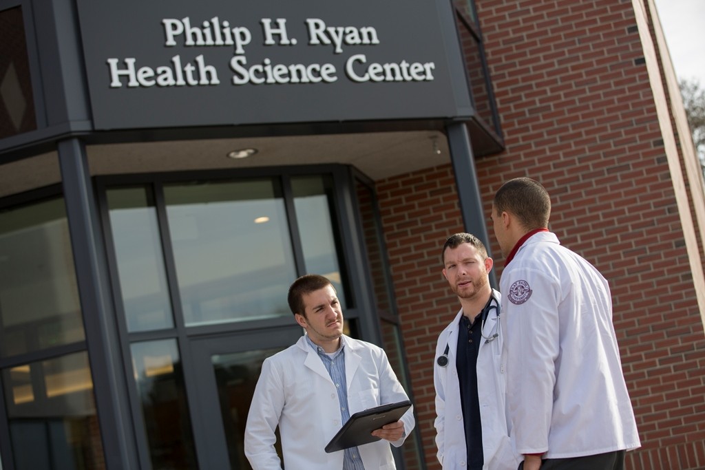 Physician Assistant Studies (MS) Bay Path University | Bay Path ...