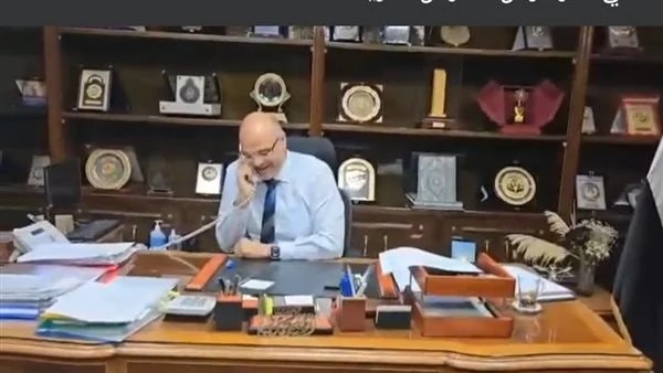 محافظ القليوبية يهنأ 3 طلاب أوائل الثانوية العامة محافظ القليوبية يهنأ 3 طلاب أوائل الثانوية العامة