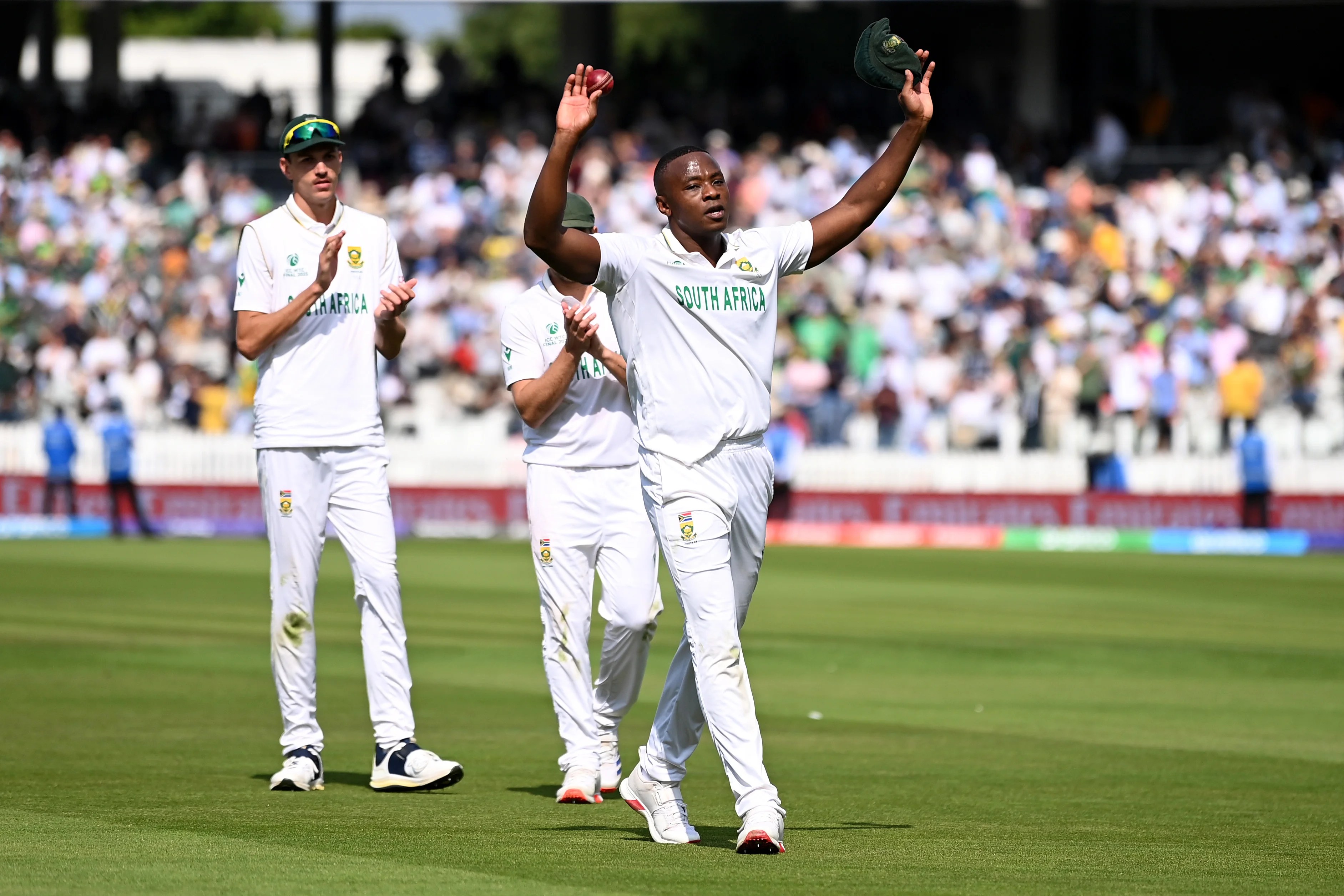 Kagiso Rabada lets his bowling do the talking – but Australian seamers have telling say Kagiso Rabada lets his bowling do the talking – but Australian seamers have telling say