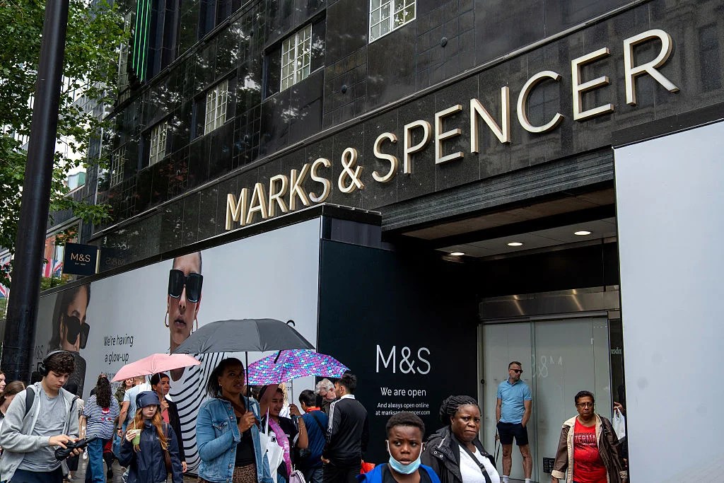 Business news live: UK retail sales rise in August and government borrowing surges again Business news live: UK retail sales rise in August and government borrowing surges again