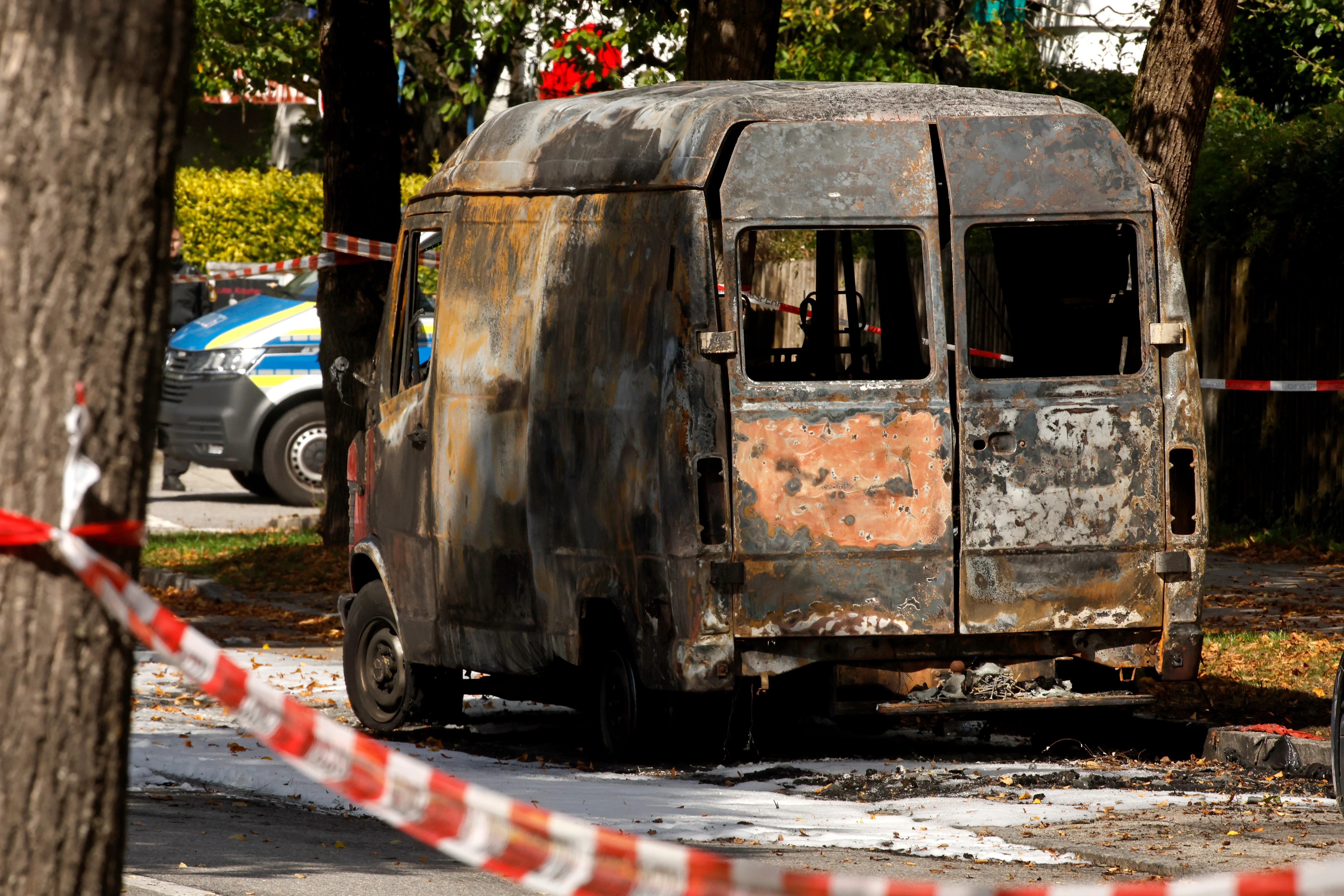 Bomb threat, booby traps and Oktoberfest shut: All we know about ‘family dispute’ that left two dead in Munich Bomb threat, booby traps and Oktoberfest shut: All we know about ‘family dispute’ that left two dead in Munich