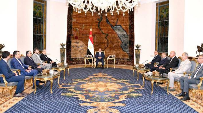 الوساطة المصرية في الملف النووي قد تعطي دفعة قوية للعلاقات مع إيران (الرئاسة المصرية)