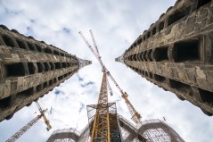 Zwischen den Türmen der Sagrada Familia