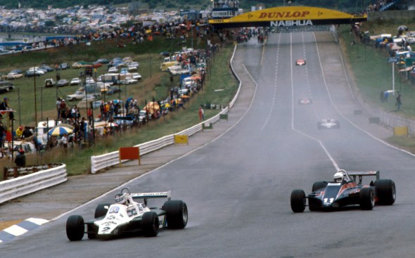 Carlos Reutemann on his way to victory in the 1981 WFMS South African GP