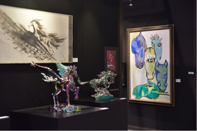 龙马跃影_马兴文艺术展