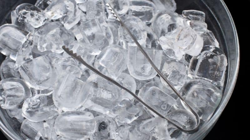 The Ultimate Guide to Buying Ice at Dollar General: An Expert Analysis