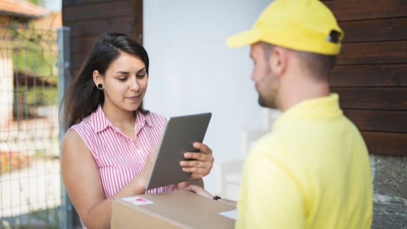 Why Is UPS So Bad? A Shopping Expert‘s Unfiltered Analysis