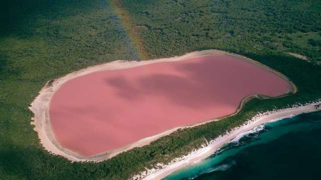 Lago Hillier