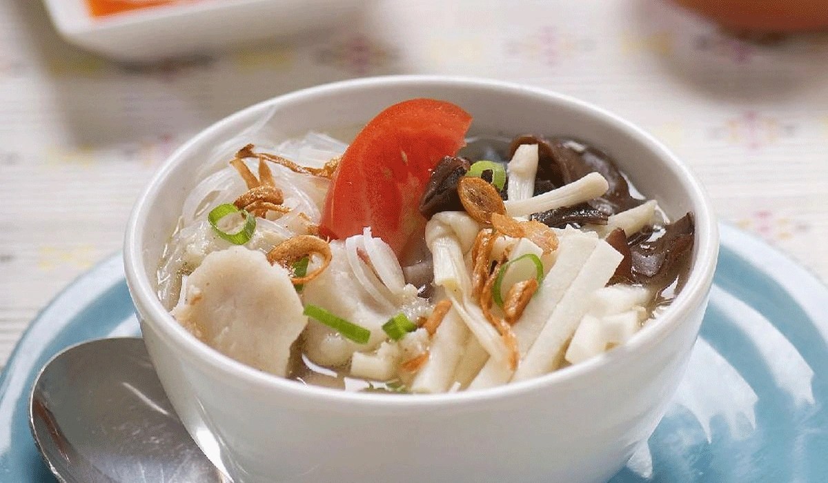 Tekwan, Kuliner Khas Sumatera Selatan Yang Gurih Dan Segar