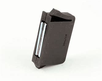 DOOR MAGNET