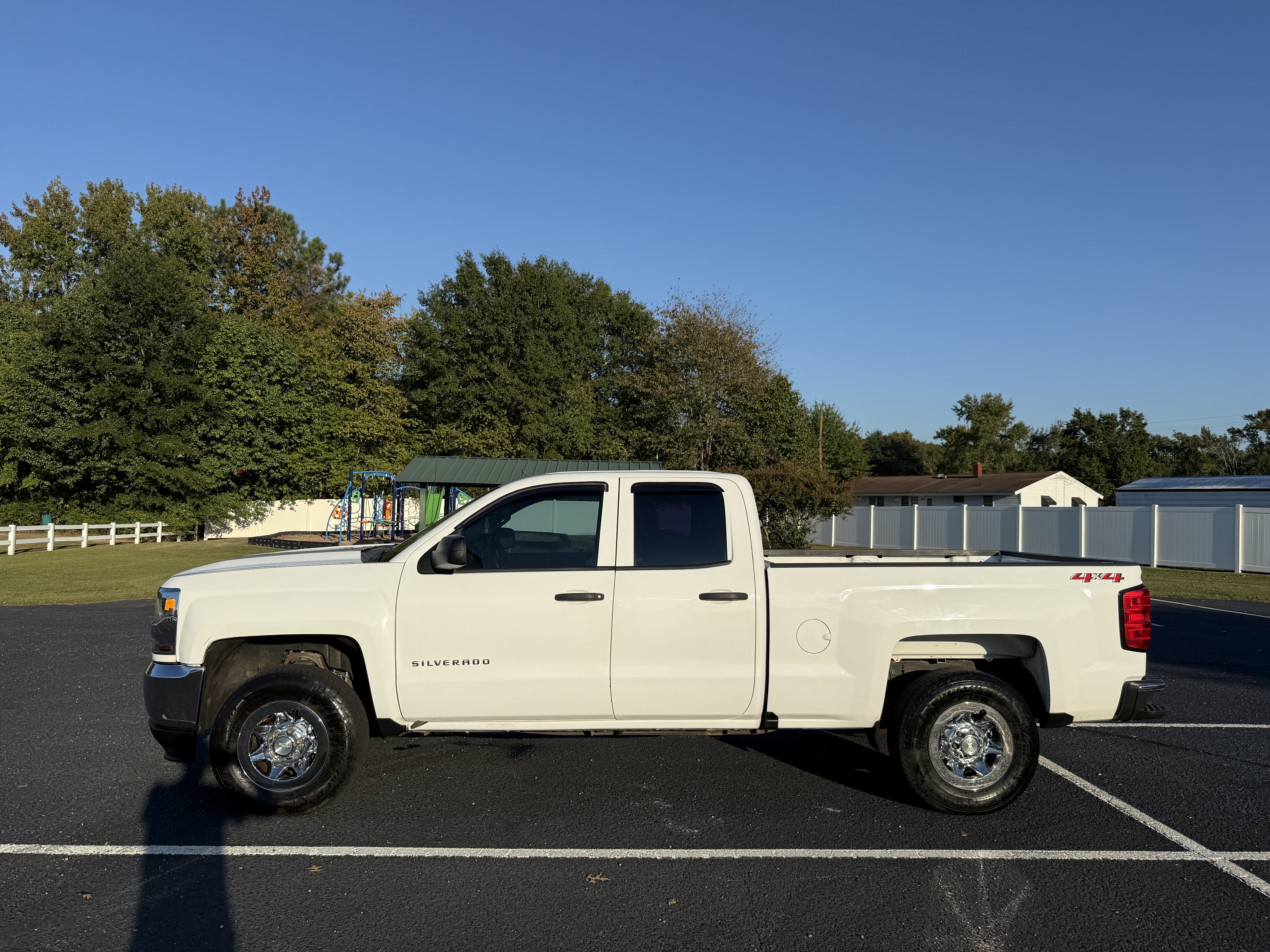2018 Chevrolet Silverado Work Truck photo 5