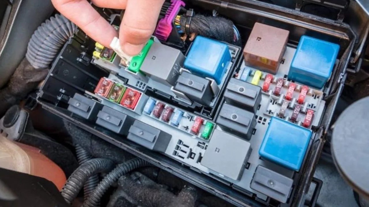 Starting Relay In Car