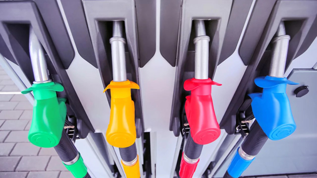 What Color Is Diesel Fuel