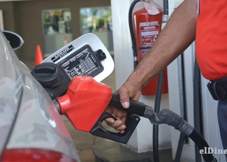 Gobierno dominicano mantiene precio de combustibles