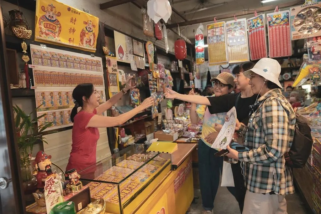老派日常漫遊劇場2.0貓眼 所見的城市11月臺中中區上街開演