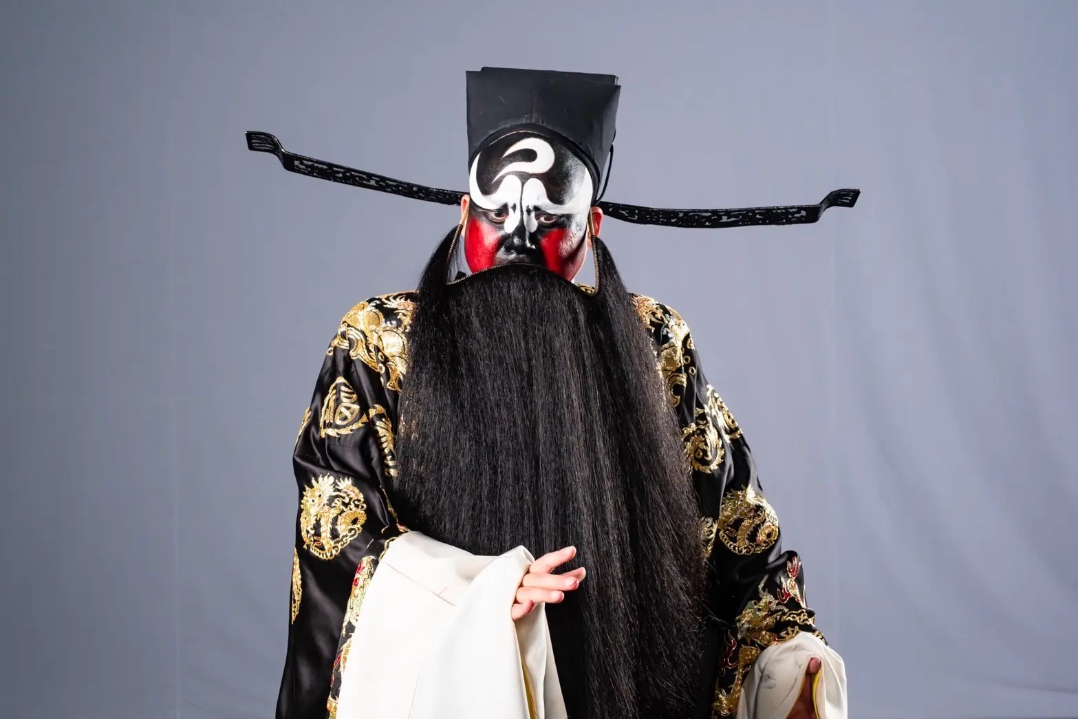 包公於科技投影的幽冥地府探案呈現京劇美學與現代視覺融合