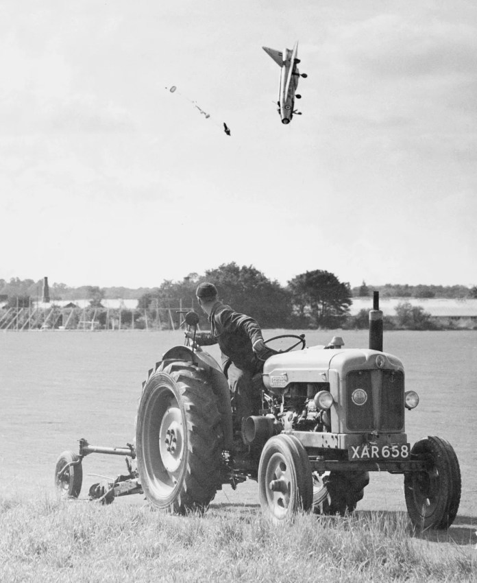 Jim Meads photo of pilot George Aird ejecting from his English Electric Lightning F1 aircraft