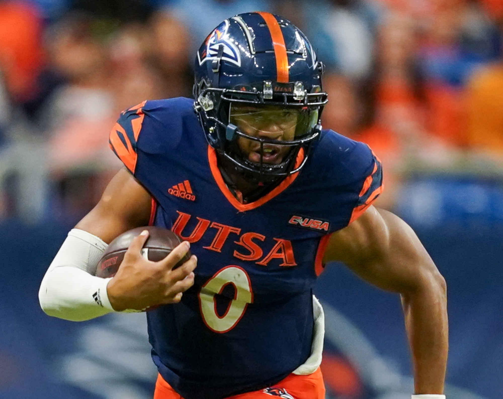 Roadrunners Steal College Football Spotlight