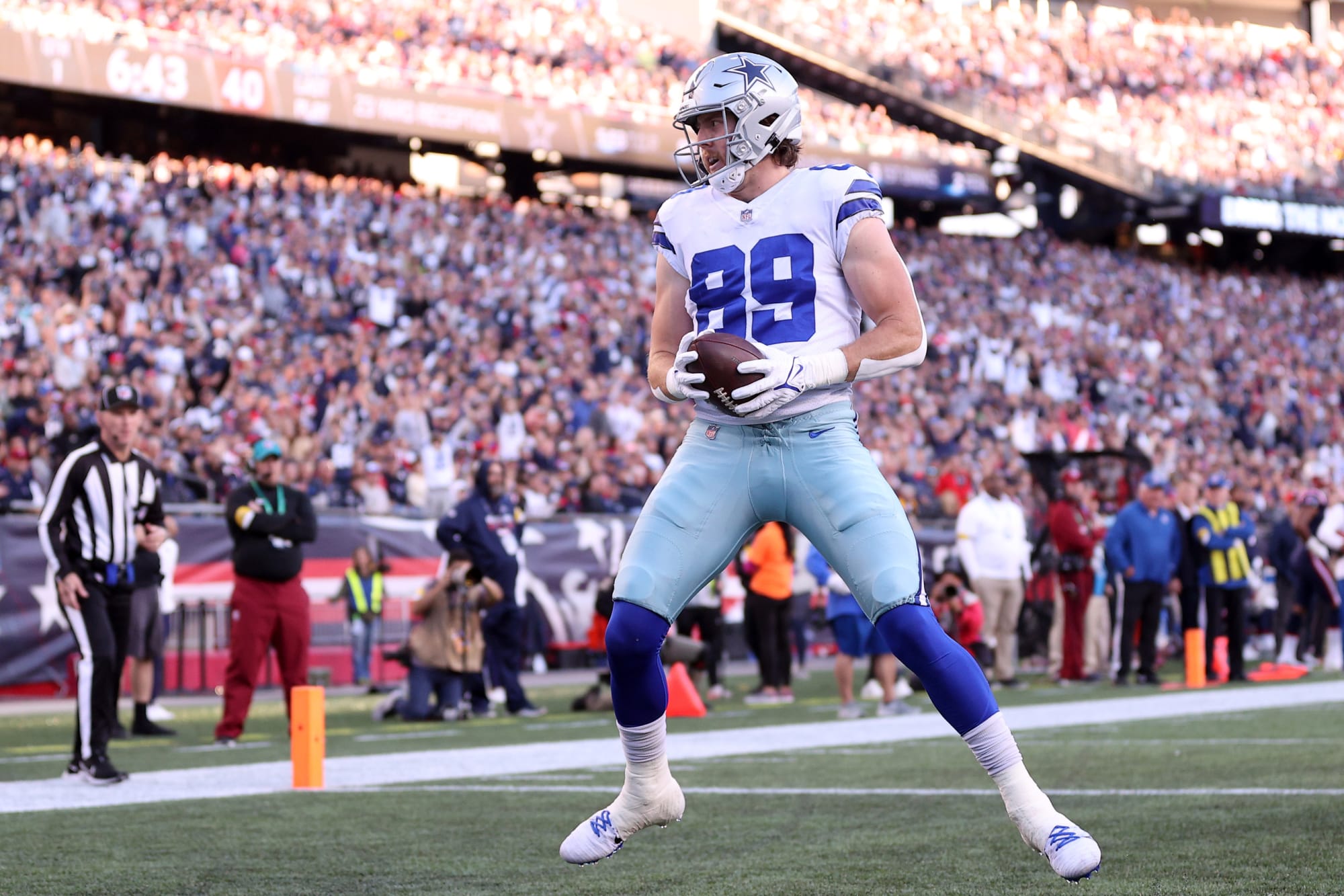 ESPN's Dan Orlovsky fighting with Cowboys...