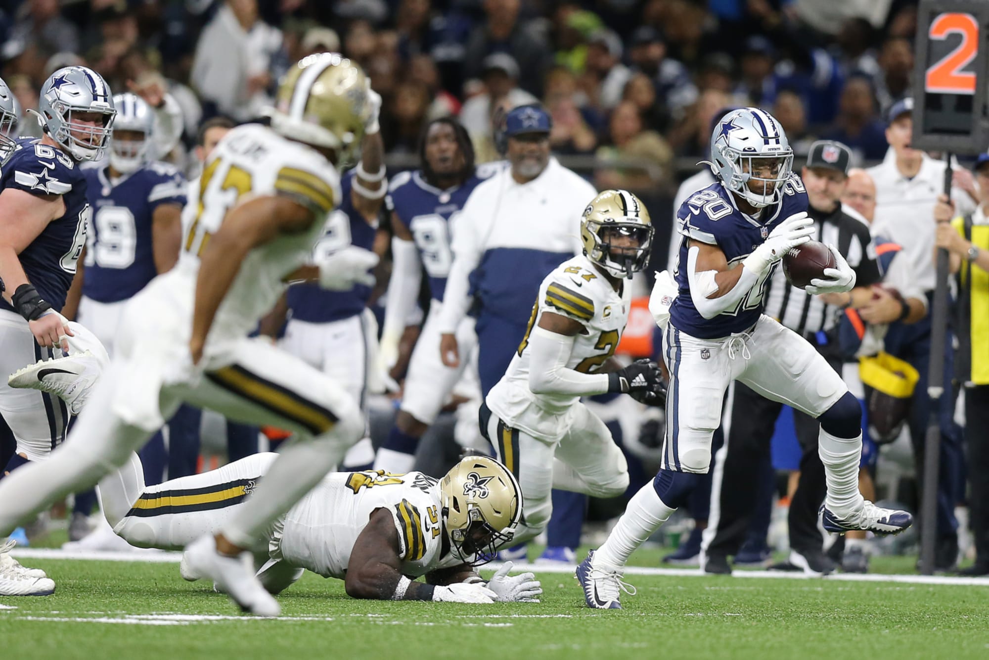 Tony Pollard hit record speed for touchdown during...