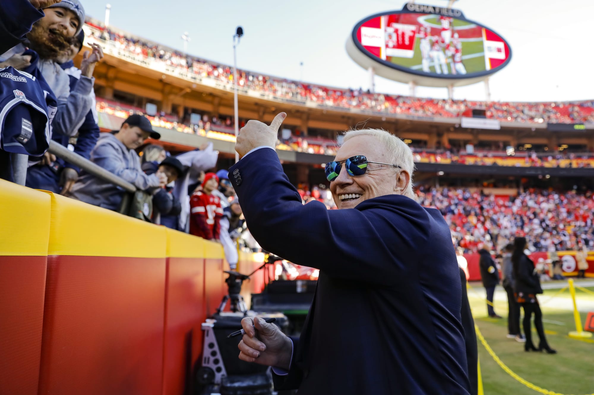 Jerry Jones claims his big scheme was behind Dan...