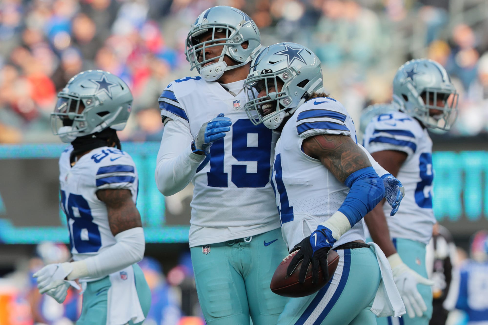 Cowboys may cut Amari Cooper to keep Ezekiel...