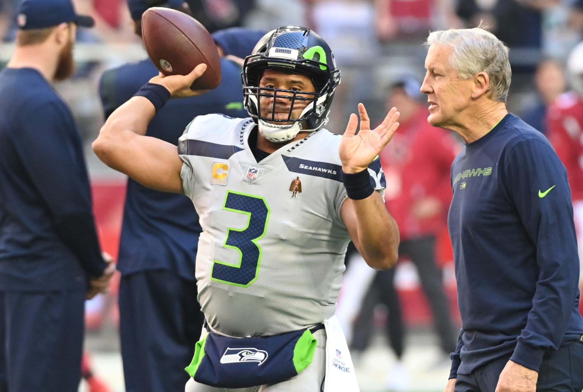 Broncos pull off blockbuster for Seahawks QB