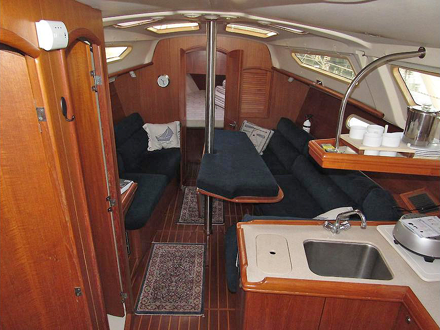 5 best liveaboard sailboats · 1. Can You Live Aboard This Sailboat 24 Hour Travellers