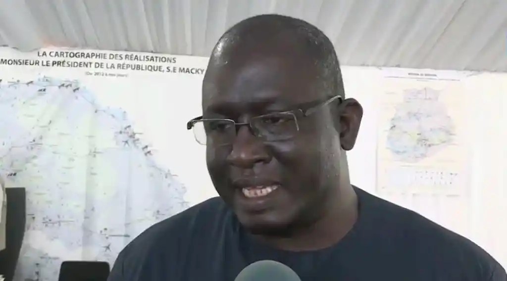 Lire la suite à propos de l’article Ayib Daffé à la CENA : « Nous reviendrons demain pour récupérer les fiches… »