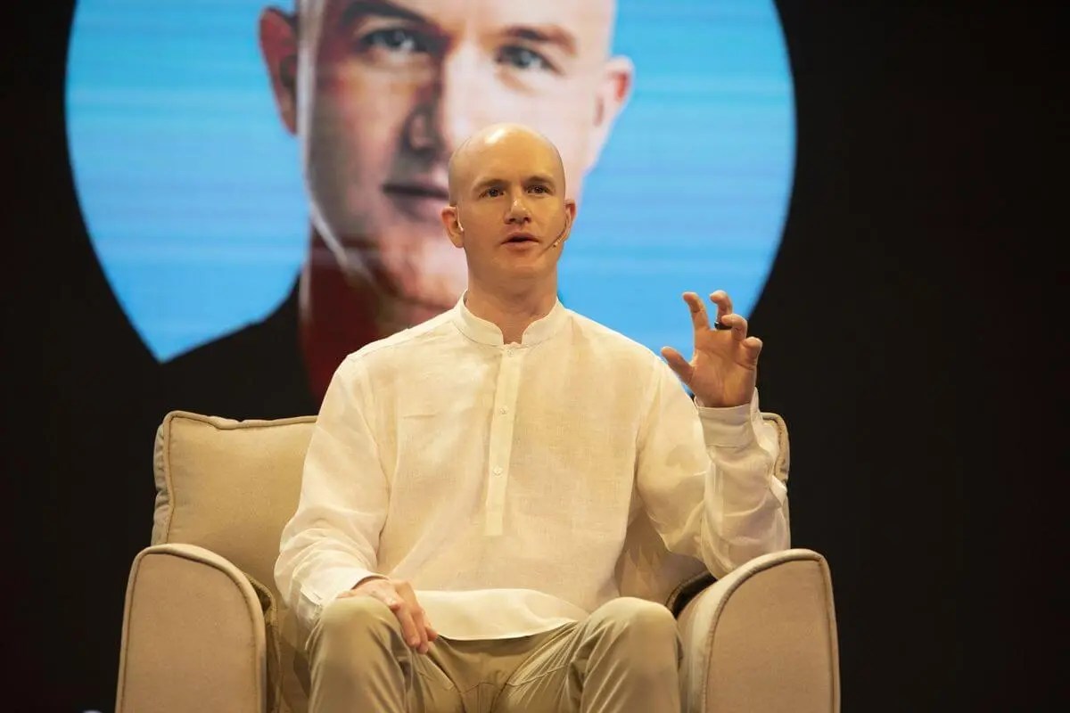 Détails du procès de Binance et Coinbase. Brian Armstrong, responsable de l'échange de crypto Coinbase. Détails du procès de Binance et Coinbase. Brian Armstrong, responsable de l'échange de crypto Coinbase. Photo.