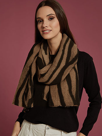 Εσάρπα σε animal print WN673.A143+1