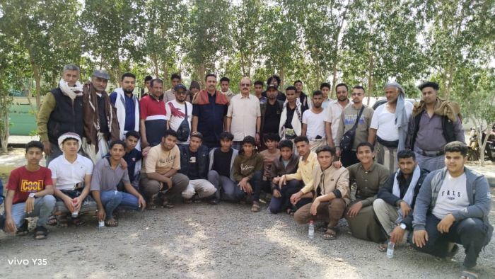 العامر يلتقي طلاب مدارس التألق والكادر التربوي: الشباب حصن الوطن ومستقبله