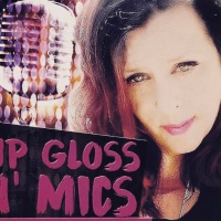 Classic Lip Gloss and Mics wioth Kelly Kel from 4ACES Presents