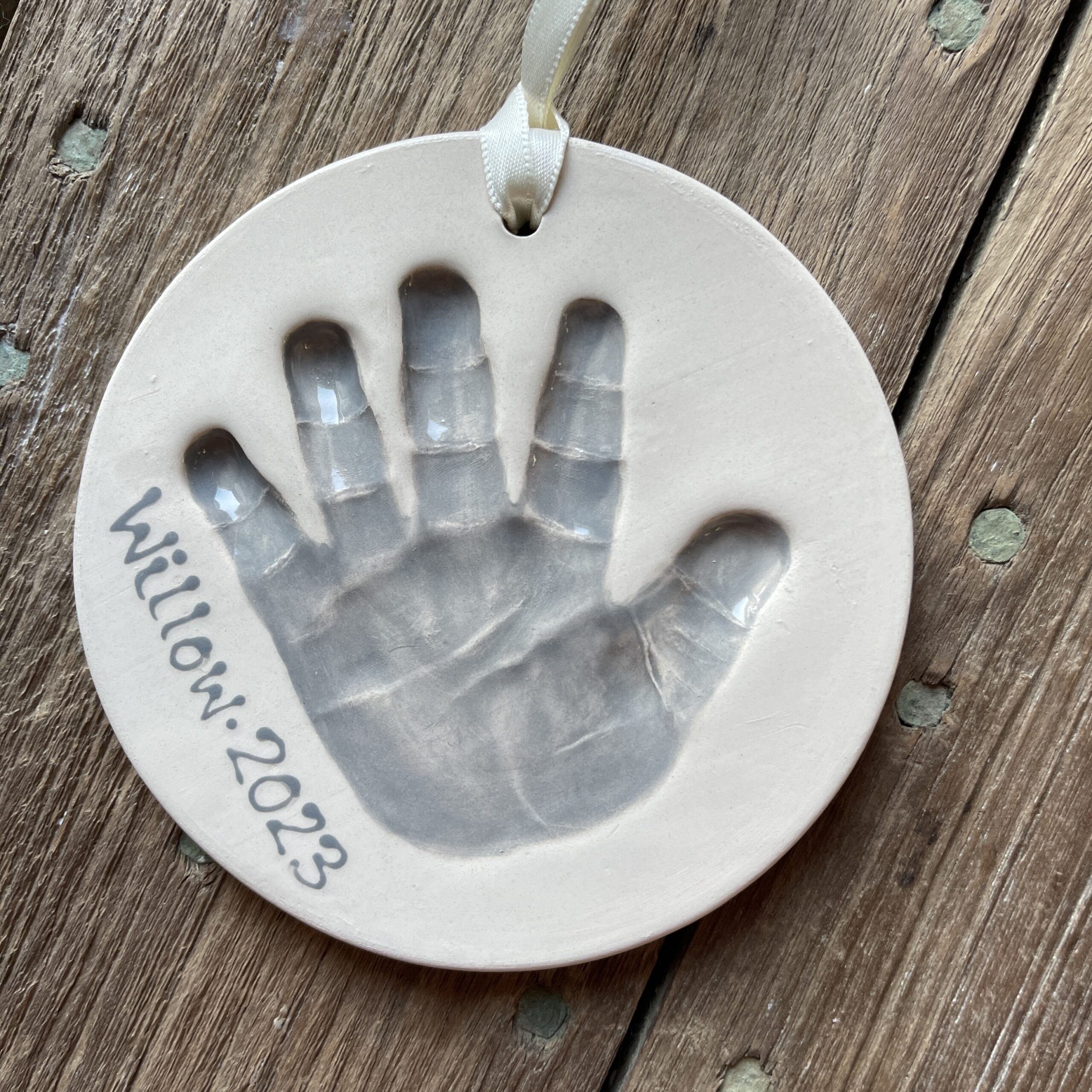 Clay Imprint Ornament in Grey