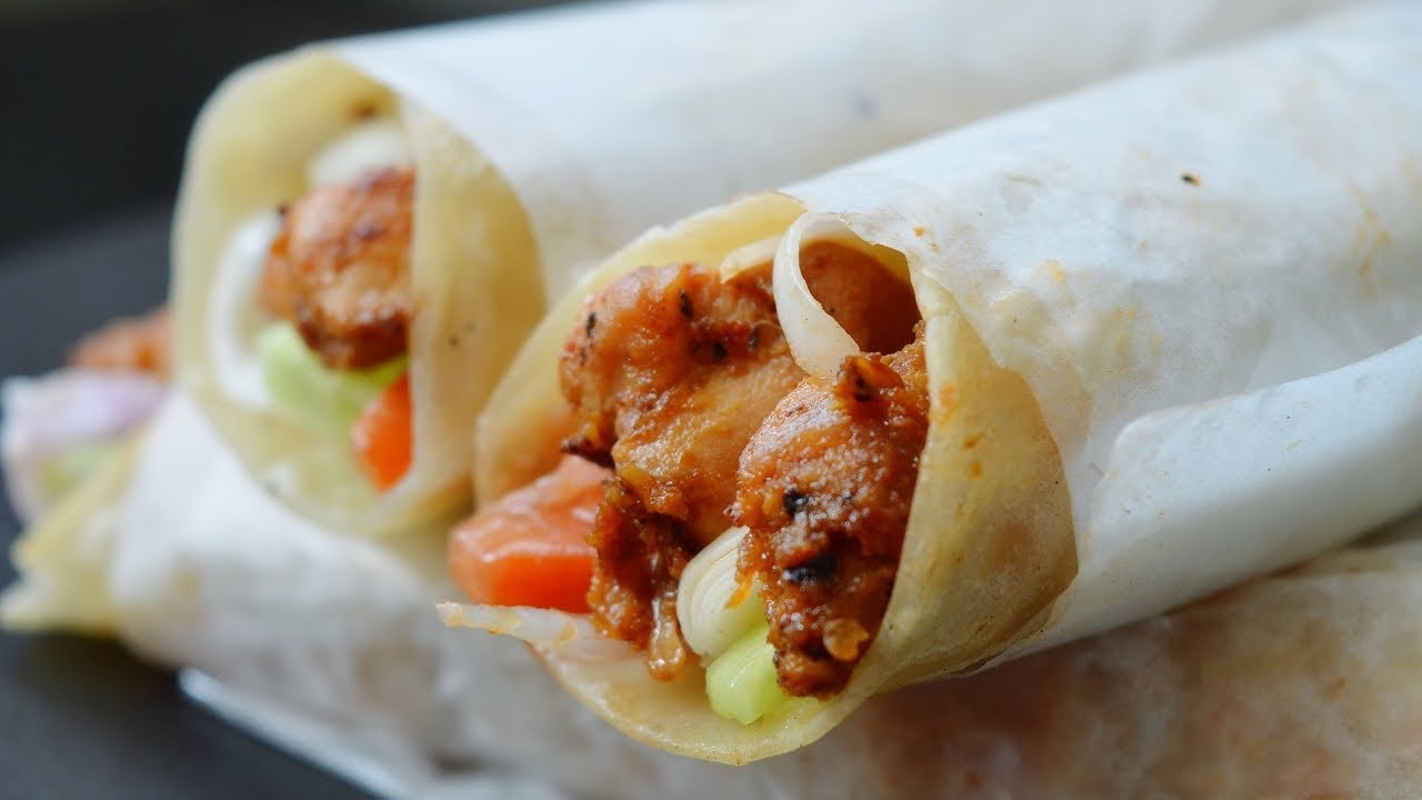 Peri Peri Chicken Paratha Roll