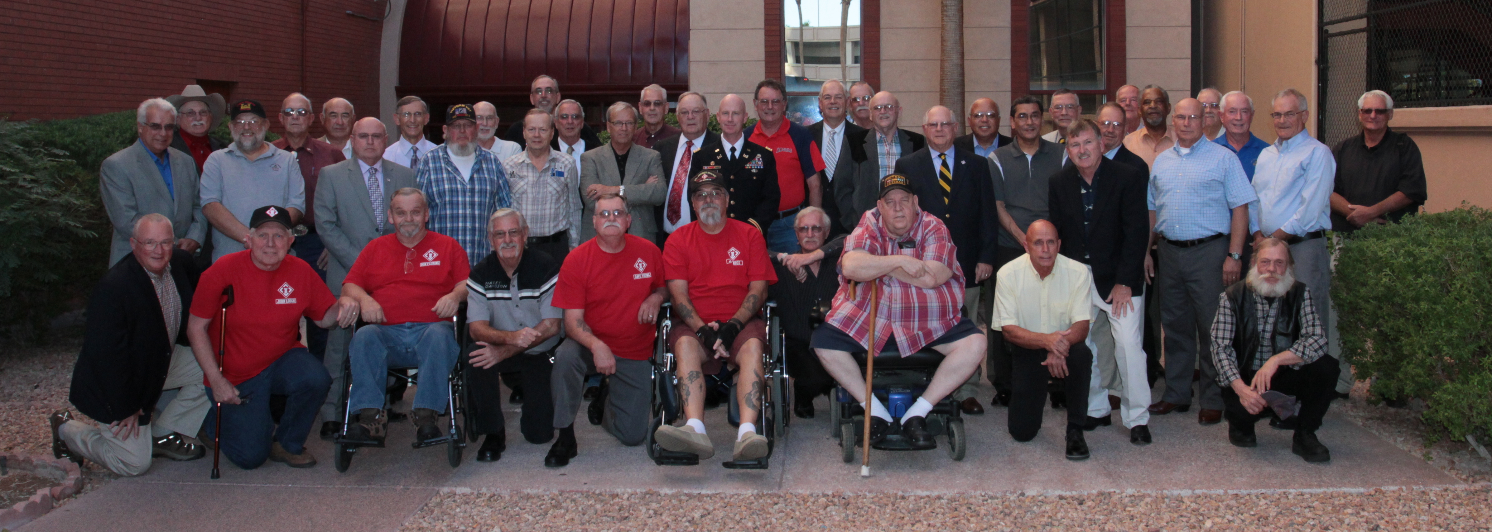 Group photo of 31st Engineer Battalion Association members at 2013 Las Vegas Nevada reunion