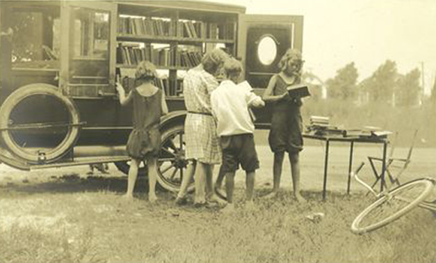 Near the Beach at Eltingville, Staten Island - Photo courtesy of the New York Public Library Digital Gallery