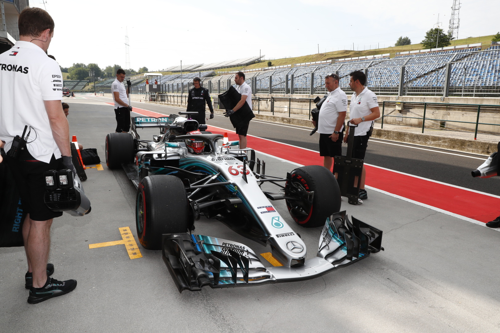 Teams Complete Two Day Test In Hungary 3legs4wheels