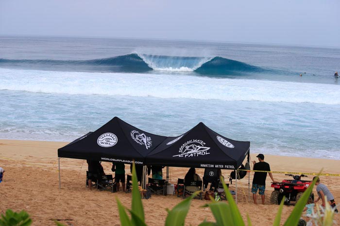2017-volcom-pipe-pro-day-3-pipeline-hawaii-photo-by-brian-bielmann-03