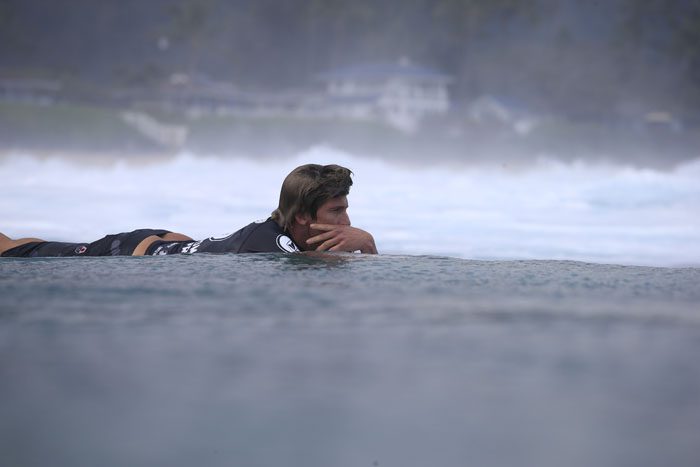 2017-volcom-pipe-pro-day-3-pipeline-hawaii-photo-by-brian-bielmann-07