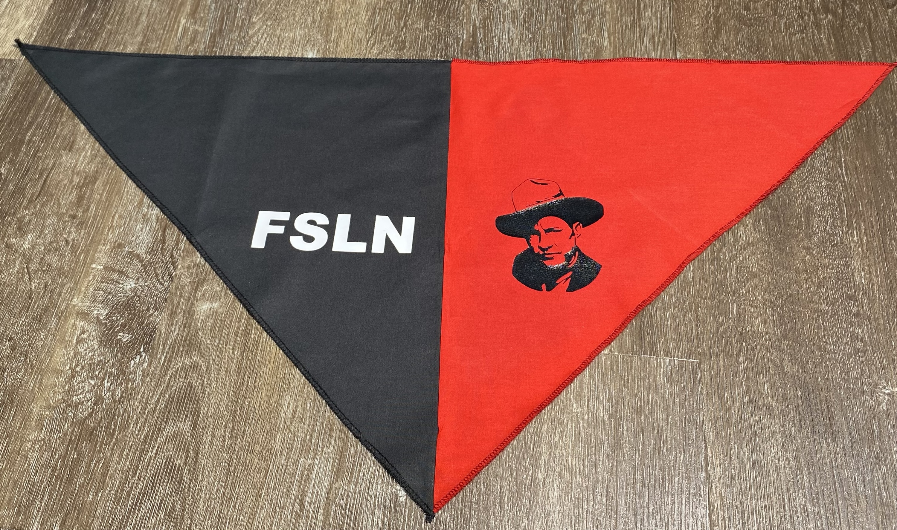 Red and black FSLN triangular neckerchief featuring Sandino portrait design, 29 x 14 inch Nicaraguan revolutionary historical reproduction
