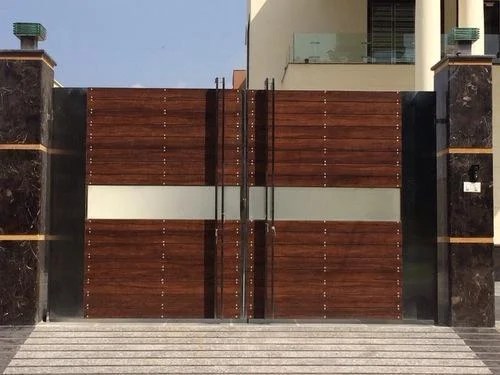 Shera Wood Gate Design