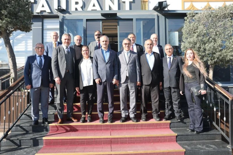 Çayırova’da muhtarlar buluştu!