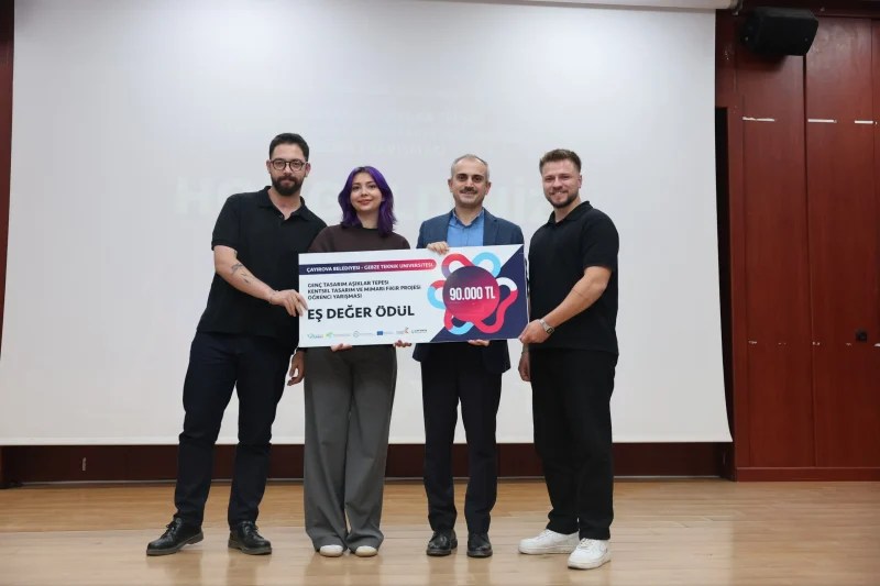 Çayırova’da Genç Tasarım Yarışması Ödülleri Verildi!