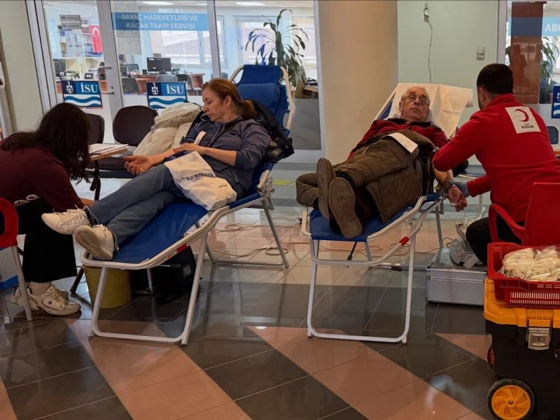 Gölcük Belediyesi’nden Kan Stoklarına Güçlü Destek!